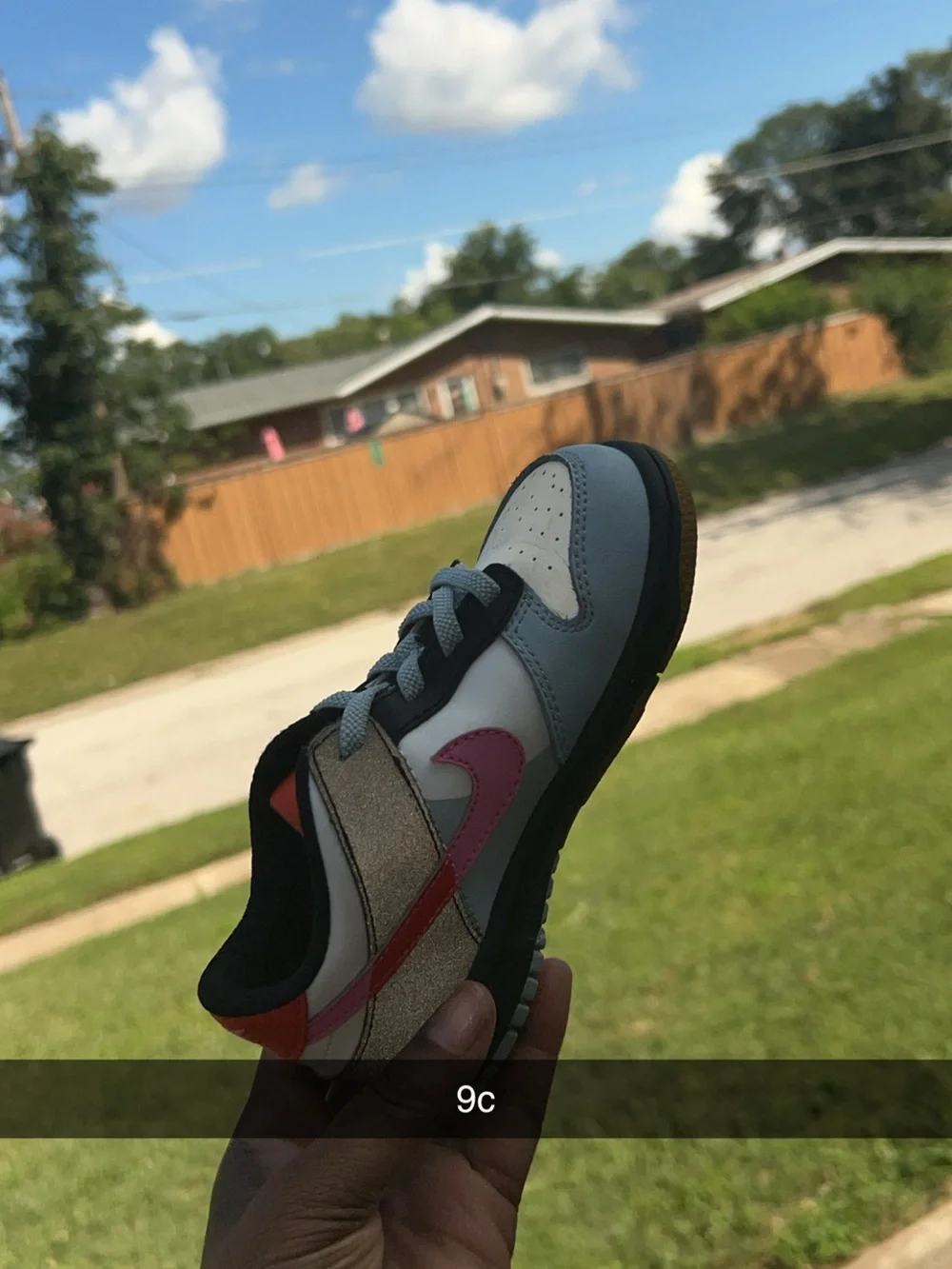 Nike Kids Sneaker in Gray, Pink and Black